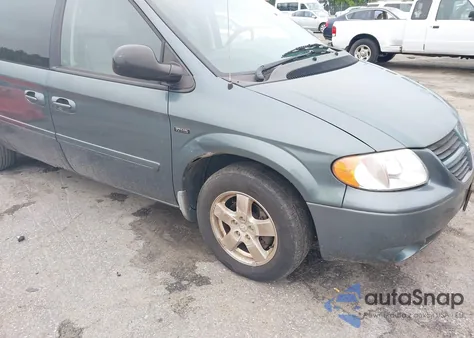 2007 Dodge Grand Caravan Sxt z USA, uszkodzony, nr VIN 2D4GP44L87R150642